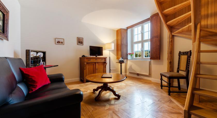 Schloss Purschenstein Neuhausen  Room photo