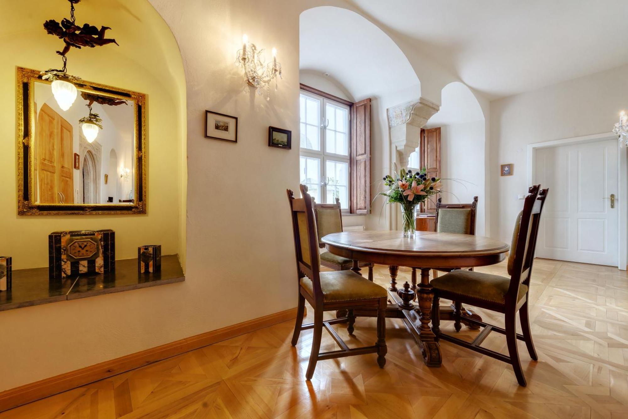 Schloss Purschenstein Neuhausen  Room photo