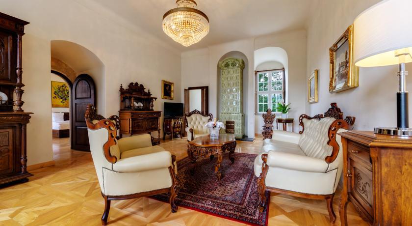 Schloss Purschenstein Neuhausen  Room photo